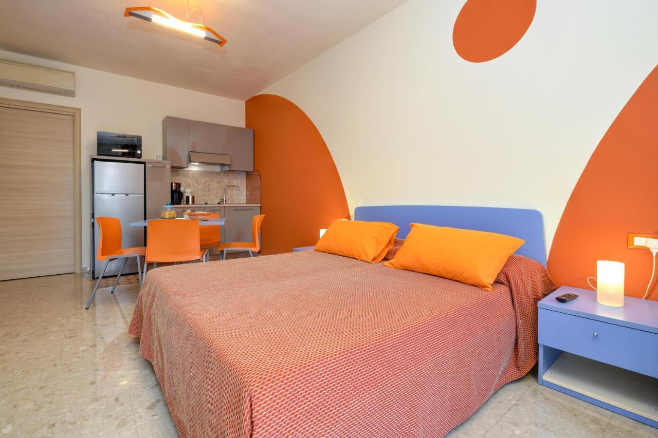 La Forgia Apartments Peschiera del Garda Exteriör bild