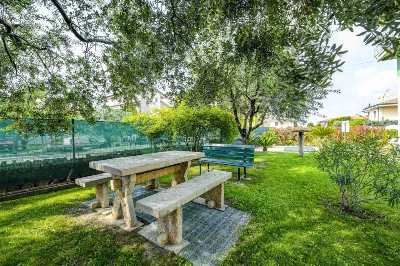La Forgia Apartments Peschiera del Garda Exteriör bild