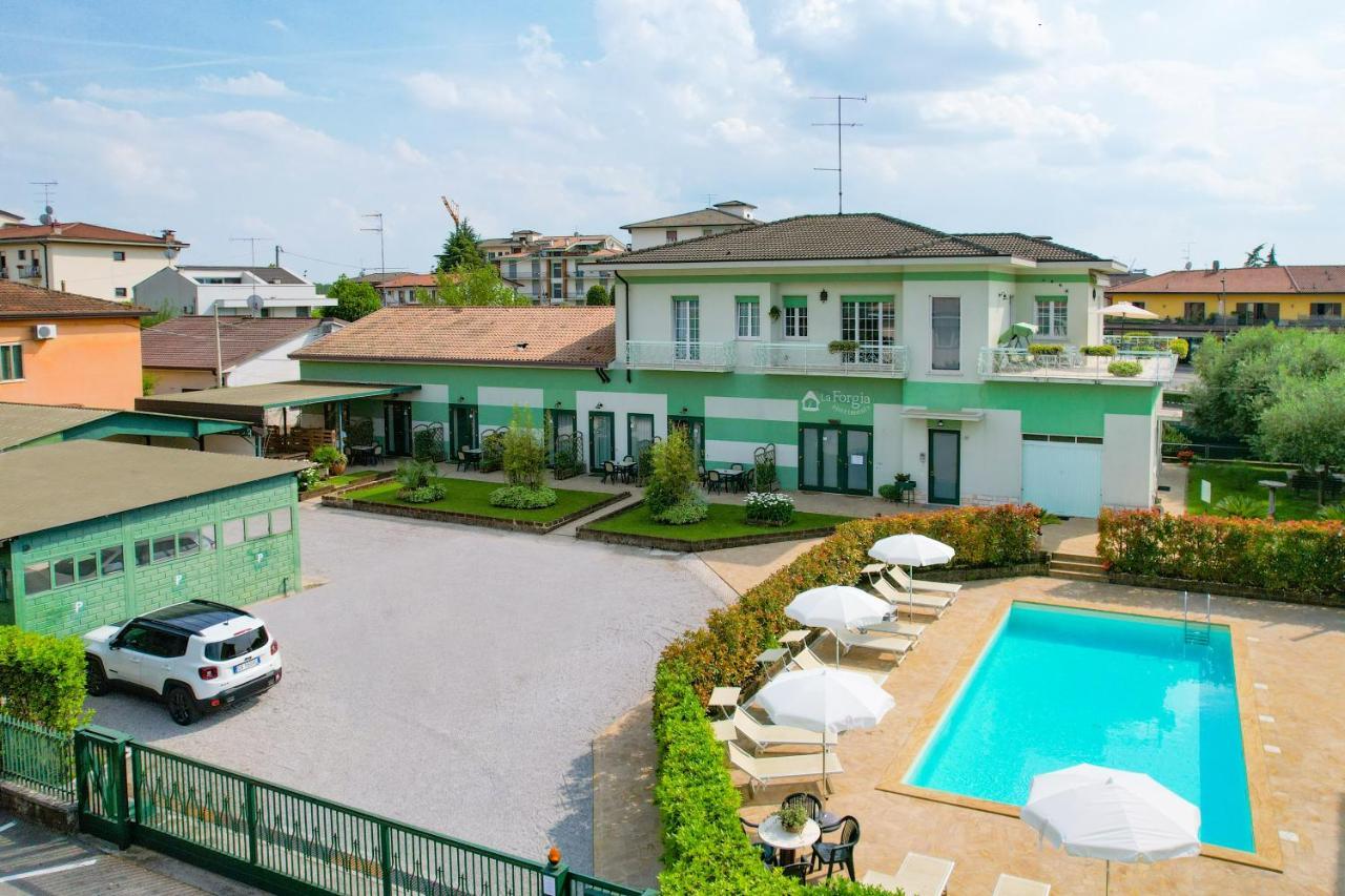La Forgia Apartments Peschiera del Garda Exteriör bild