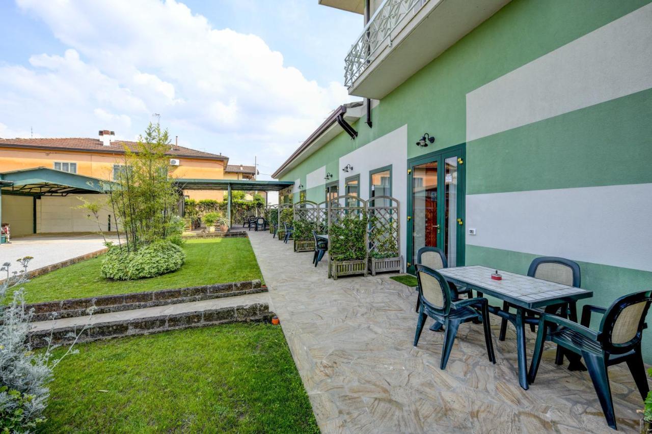 La Forgia Apartments Peschiera del Garda Exteriör bild