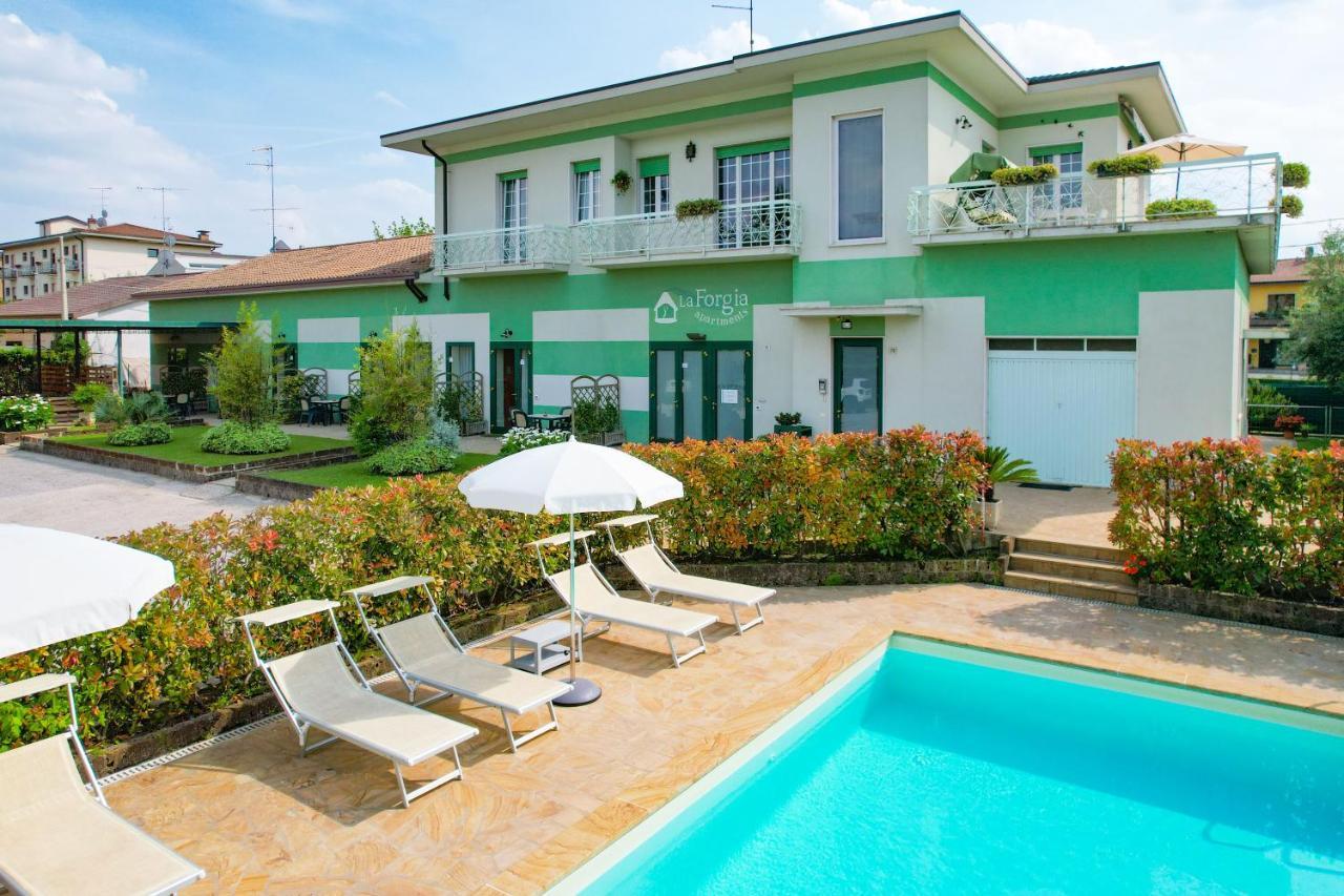 La Forgia Apartments Peschiera del Garda Exteriör bild